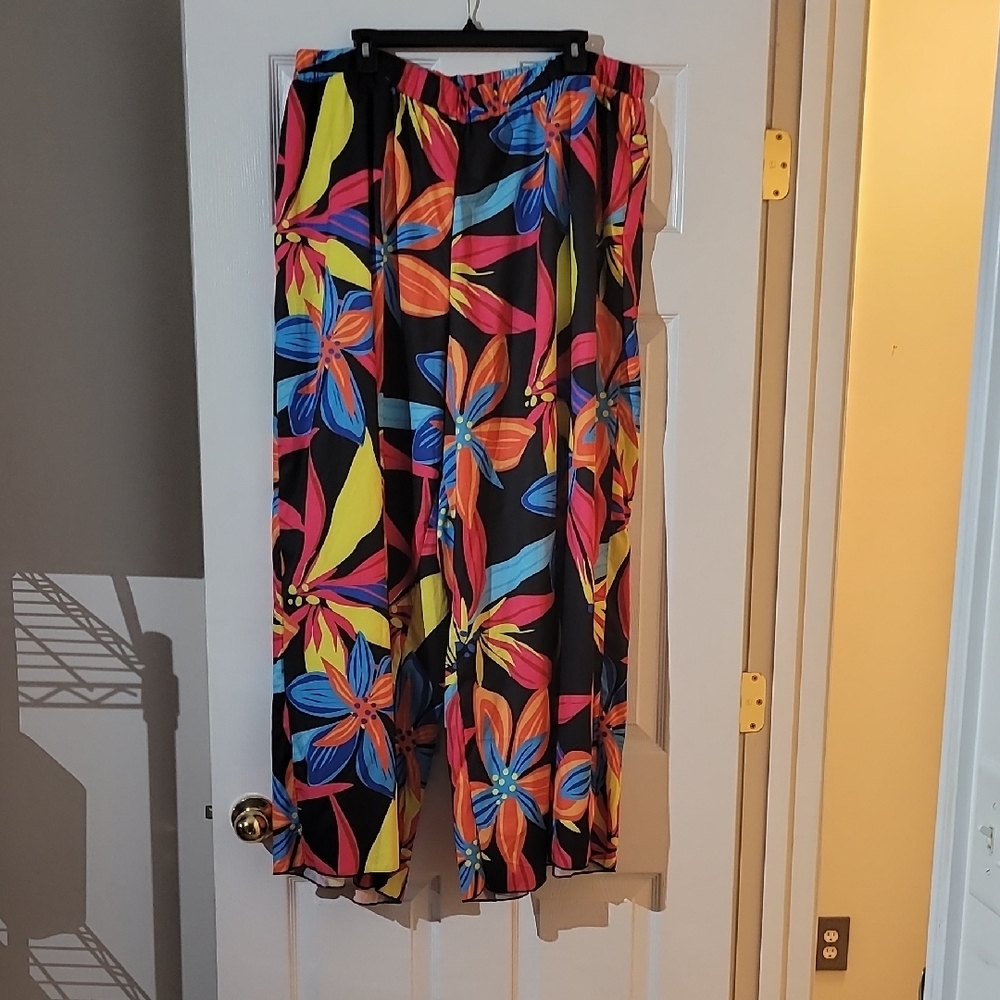SHEIN Multicolor Floral Wide Leg Pants